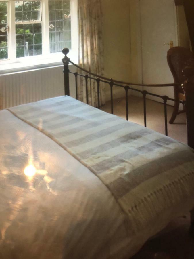 Horse & Hound Inn บรอดเวย์ ภายนอก รูปภาพ